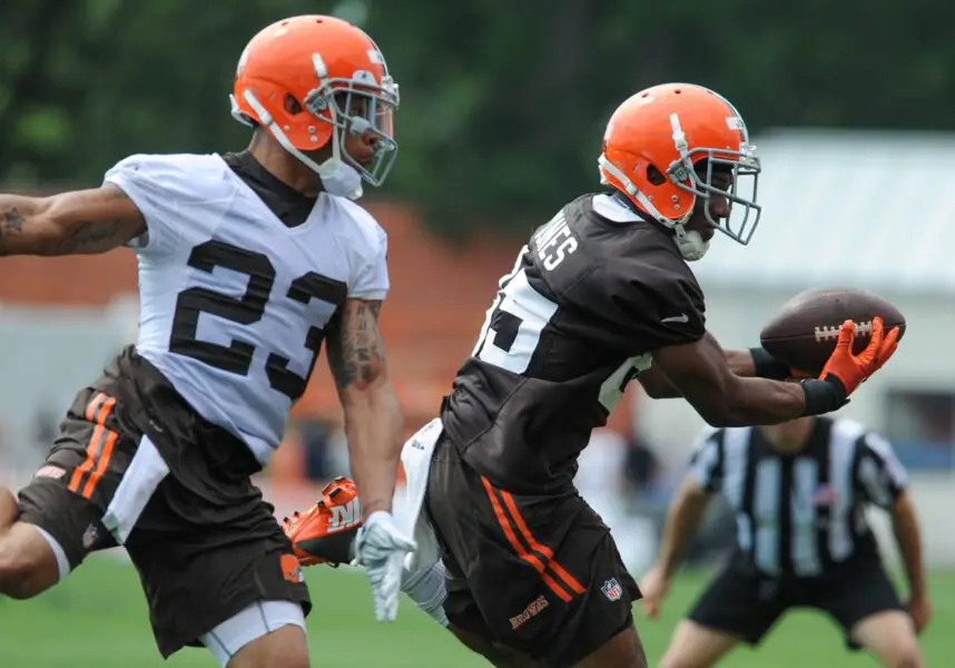 'The Jet': Former Cleveland Browns WR Dies In Auto Accident: Report 1 Cleveland Browns cornerback Joe Haden (23) and Cleveland Browns wide receiver Chandler Jones (85) during training camp at the Cleveland Browns