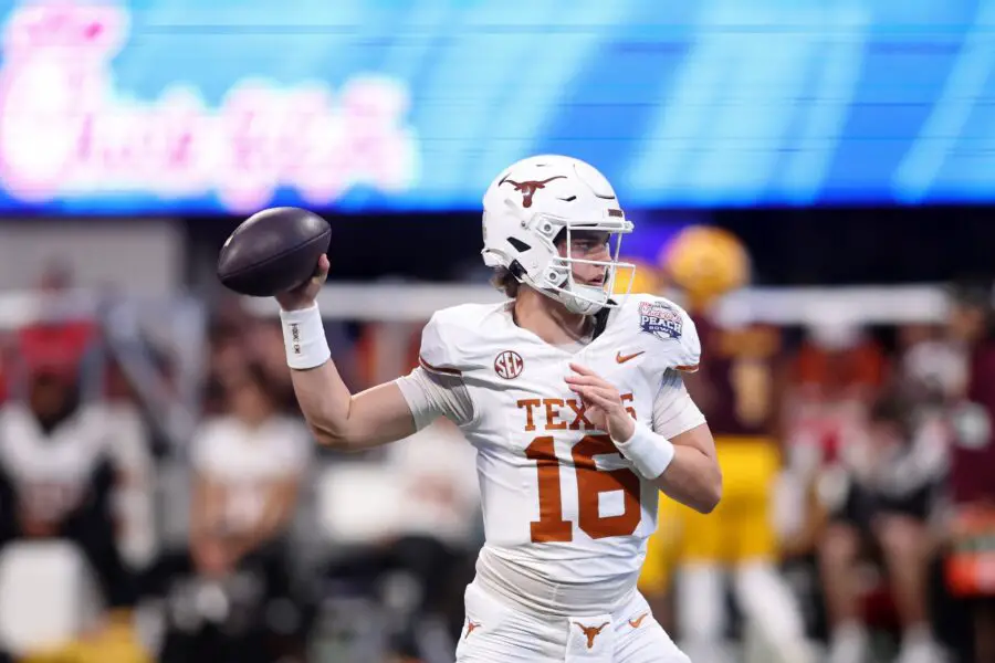 Arch Manning embraces leadership role as Longhorns QB1 1 Jan 1, 2025; Atlanta, GA, USA; Texas Longhorns quarterback Arch Manning (16) warms up before the Peach Bowl at Mercedes-Benz Stadium. Mandatory Credit: Brett Davis-Imagn Images
