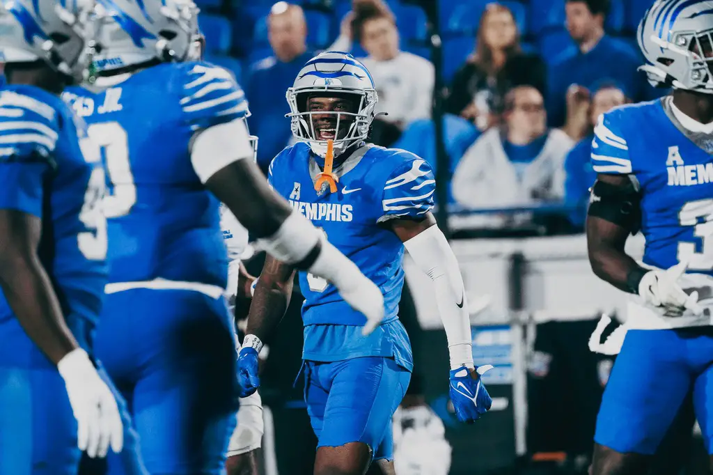 Memphis Tigers’ Tahj Ra-El (9) smiles after a defensive play against MTSU during a football game on Saturday, Sept. 28, 2024 at the Simmons Liberty Bank Stadium in Memphis, Tenn. © Stu Boyd II-The Commercial Appeal / USA TODAY NETWORK via Imagn Images