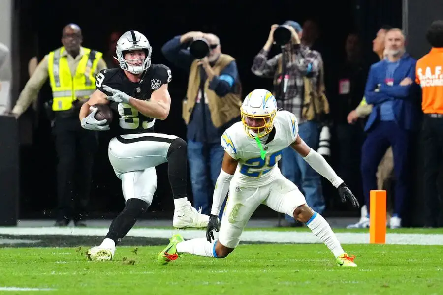 "Game Comes Naturally To Him": Las Vegas Raiders Tight End Brock Bowers Already Ranked As Top Tight End Across the NFL 1 USATSI 25123941 168400517 lowres