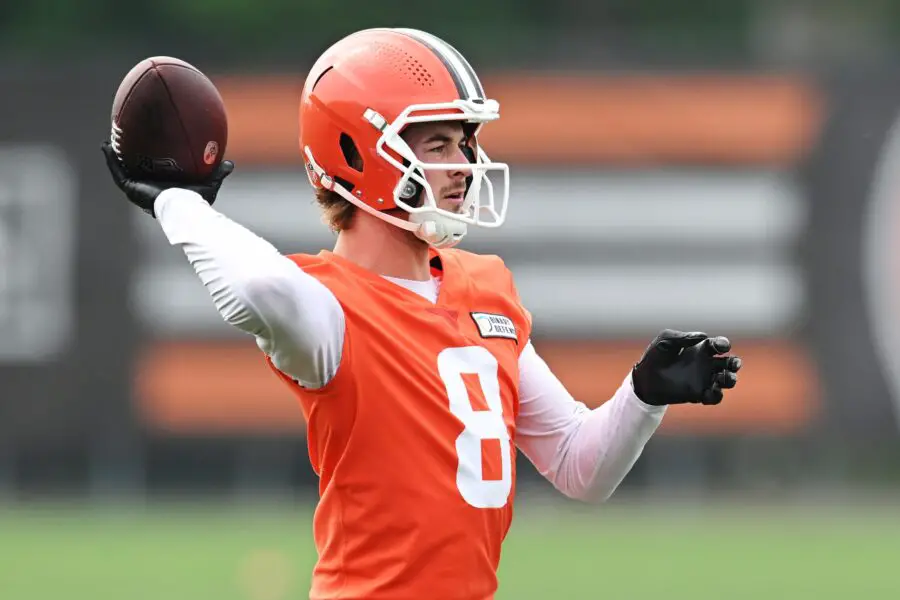 "The Browns Can Risk It": Cleveland Browns Land Lanoris Sellers In Latest 2026 NFL Mock Draft 1 Cleveland Browns Kenny Pickett