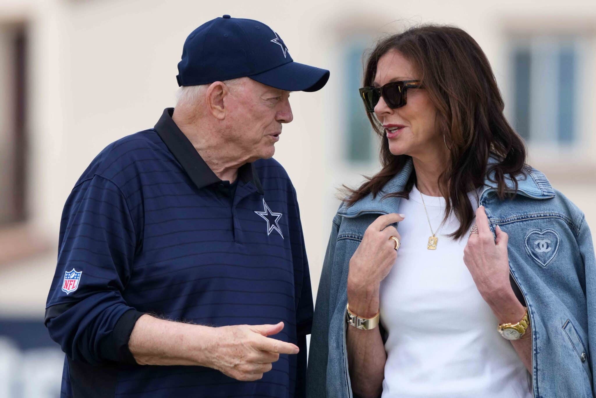 Jerry Jones’ Daughter Charlotte Joins Celebration After Cowboys Smash