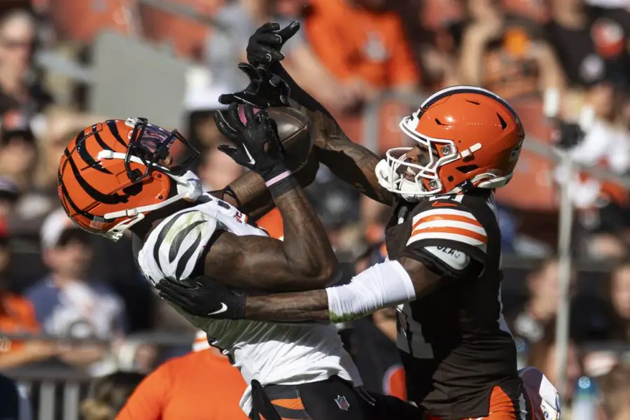 Ja’Marr Chase crowns Denzel Ward as his toughest rival 1 Oct 20, 2024; Cleveland, Ohio, USA; Cleveland Browns cornerback Denzel Ward (21) breaks up a pass intended for Cincinnati Bengals wide receiver Tee Higgins (5) during the fourth quarter at Huntington Bank Field. Mandatory Credit: Scott Galvin-Imagn Images