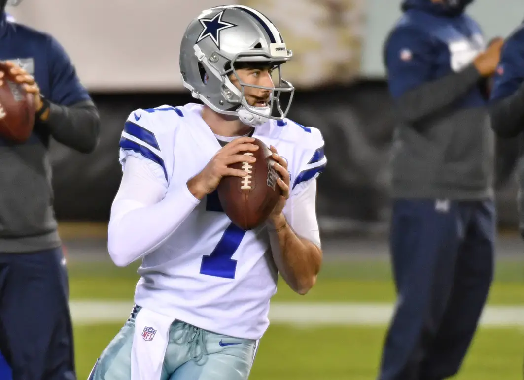 Nov 1, 2020; Philadelphia, Pennsylvania, USA; Dallas Cowboys quarterback Ben DiNucci (7) during warmups against the Philadelphia Eagles at Lincoln Financial Field. Mandatory Credit: Eric Hartline-Imagn Images