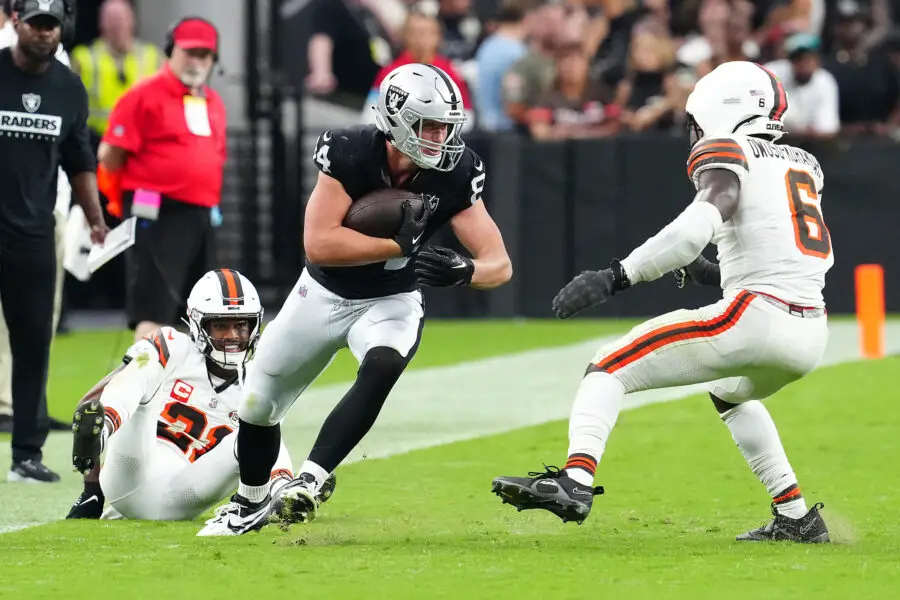 Houston Texans Make Surprising 53-Man Roster Move with TE Harrison Bryant 2 Harrison Bryant