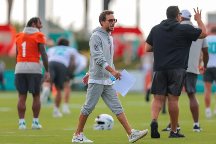 "Relationships Aren't Created In a Vacuum": Miami Dolphins Head Coach Mike McDaniel Makes Harsh Comments About Tua-Tyreek Relationship 2 "Relationships Aren't Created In A Vacuum": Miami Dolphins Head Coach Mike McDaniel Makes Harsh Comments About Tua-Tyreek Relationship - Gridiron Heroics