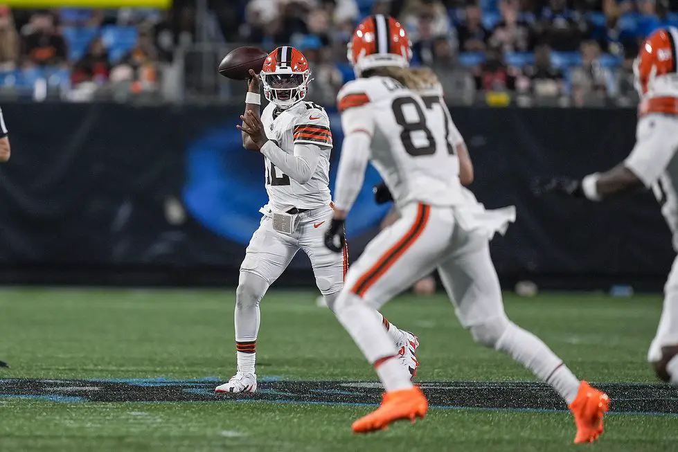"Are You Trying To Start Stuff?" Shedeur Sanders Snaps Back After Inappropriate Question (Watch) 3 Aug 8, 2025; Charlotte, North Carolina, USA; Cleveland Browns quarterback Shedeur Sanders (12) looks to pass to tight end Sal Cannella (87) during the second half against the Carolina Panthers at Bank of America Stadium. Mandatory Credit: Jim Dedmon-Imagn Images