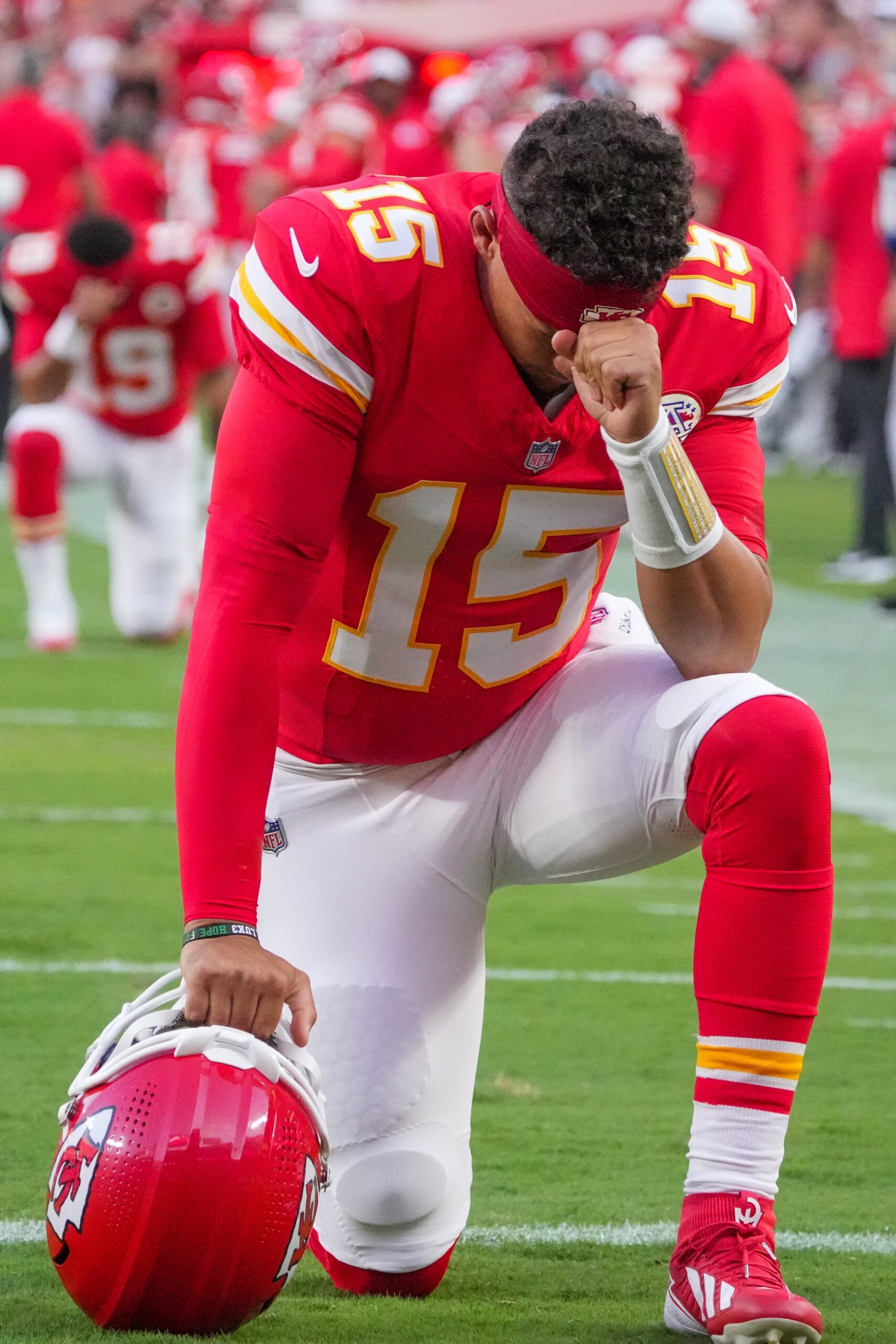 ‘It Was Just Unfortunate': Patrick Mahomes Addresses Intercepted Pass To Travis Kelce - Breaking News