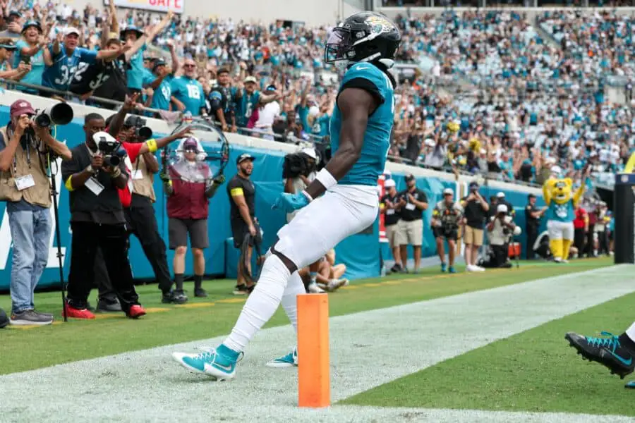 New England Patriots: Will there be a blockbuster trade before the November 4th Deadline? Sep 7, 2025; Jacksonville, Florida, USA; Jacksonville Jaguars wide receiver Brian Thomas Jr. (7) reacts after scoring on a 9-yard touchdown run against the Carolina Panthers during the first half at EverBank Stadium. Mandatory Credit: Nathan Ray Seebeck-Imagn Images
