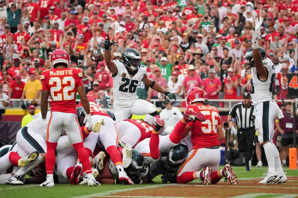 "I Can't Believe He Said That" In Victory Formation, Eagles' Jalen Hurts Lashes Out At Chiefs' Star On Hot Mic 4 "I Can't Believe He Said That" In Victory Formation, Eagles' Jalen Hurts Lashes Out At Chiefs' Star On Hot Mic - Gridiron Heroics