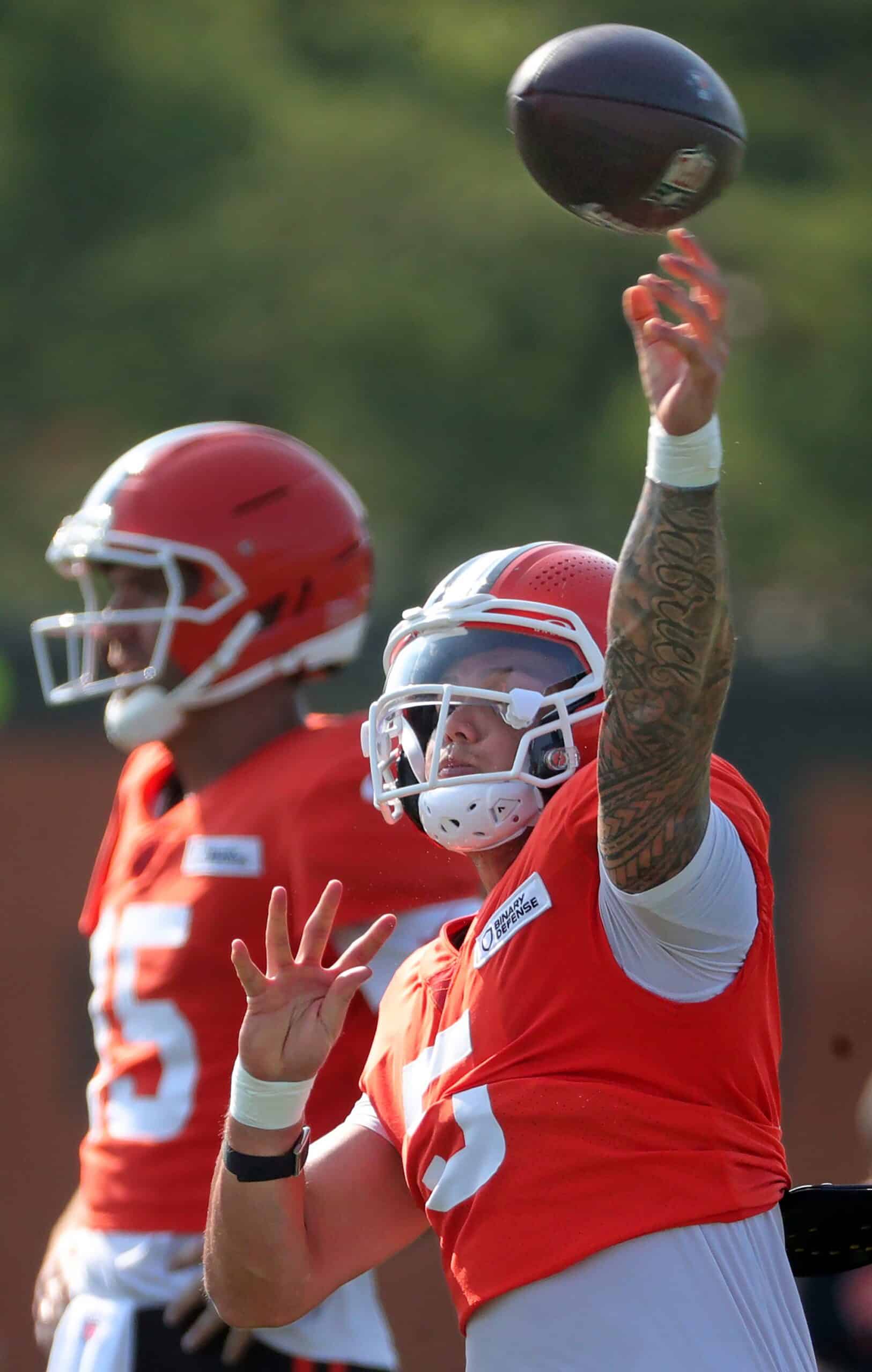 “I’m Taking It up a Whole Other Level”: Former NFL Player Offers Advice to Shedeur Sanders After Dillon Gabriel's Promotion 2 Cleveland Browns, Dillon Gabriel