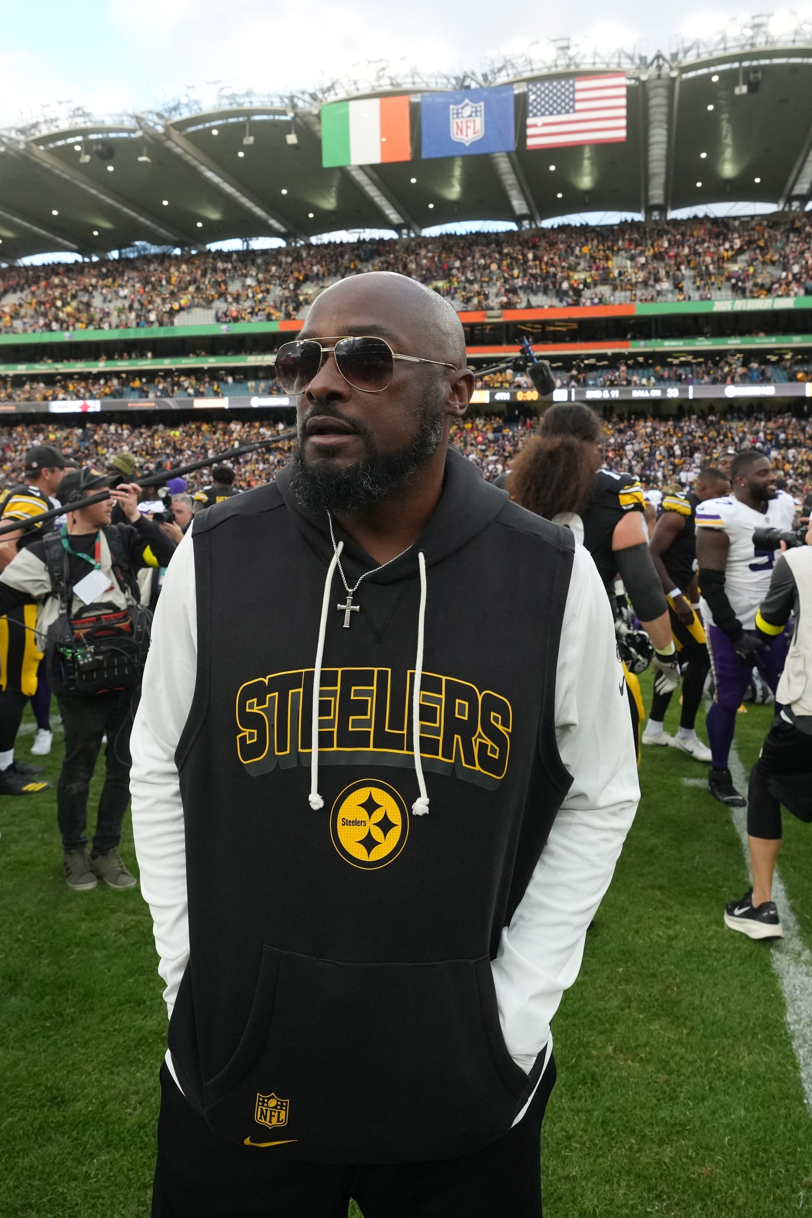 Shock Move by Steelers After Loss to Packers: Pittsburgh Lands Big-Time Playmaker (Breaking News) 1 Sep 28, 2025; Dublin, Ireland; Pittsburgh Steelers coach Mike Tomlin leaves the field after an NFL International Series game against the Minnesota Vikings at Croke Park. Mandatory Credit: Kirby Lee-Imagn Images