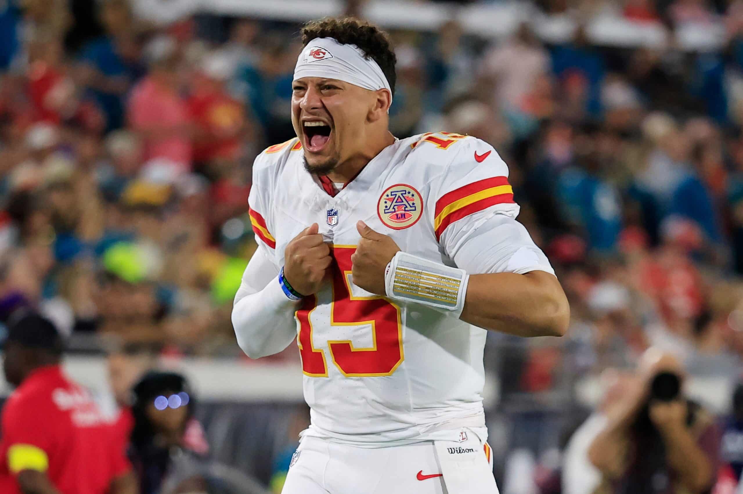 "Best Team in League History": Patriots Legend Calls Patrick Mahomes’ Chiefs ‘Scary’ as Fans Mock Super Bowl Failures 1