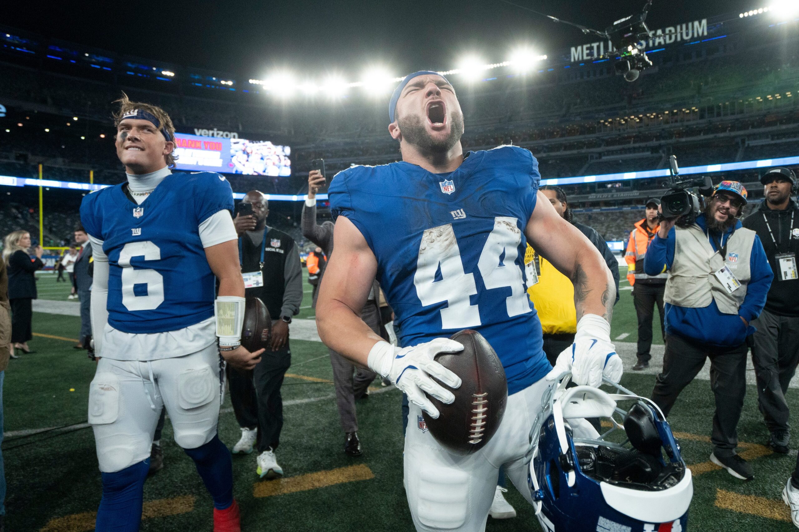 Video of Cam Skattebo Ripping Off His Shirt After Giants Beat The Eagles Goes Viral (Watch) 1 New York Giants running back Cam Skattebo (44) and New York Giants quarterback Jaxson Dart (6) walk off the field after winning a Thursday Night Football game between the New York Giants and the Philadelphia Eagles at MetLife Stadium in East Rutherford on Oct. 9, 2025. Oct 5, 2025; New Orleans, Louisiana, USA; New Orleans Saints wide receiver Rashid Shaheed (22) celebrates after a play against the New York Giants during the first quarter at Caesars Superdome. Mandatory Credit: Matthew Hinton-Imagn Images