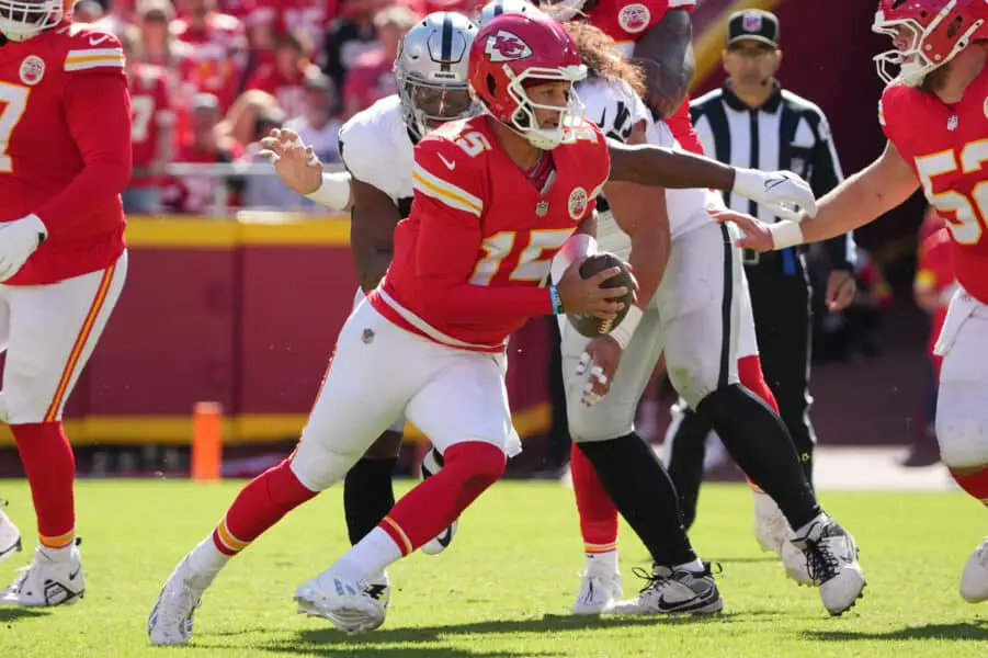 ESPN Football Insider Predicts What Chiefs Will Do at NFL Trade Deadline Kansas City Chiefs, Patrick Mahomes, NFL, ESPN