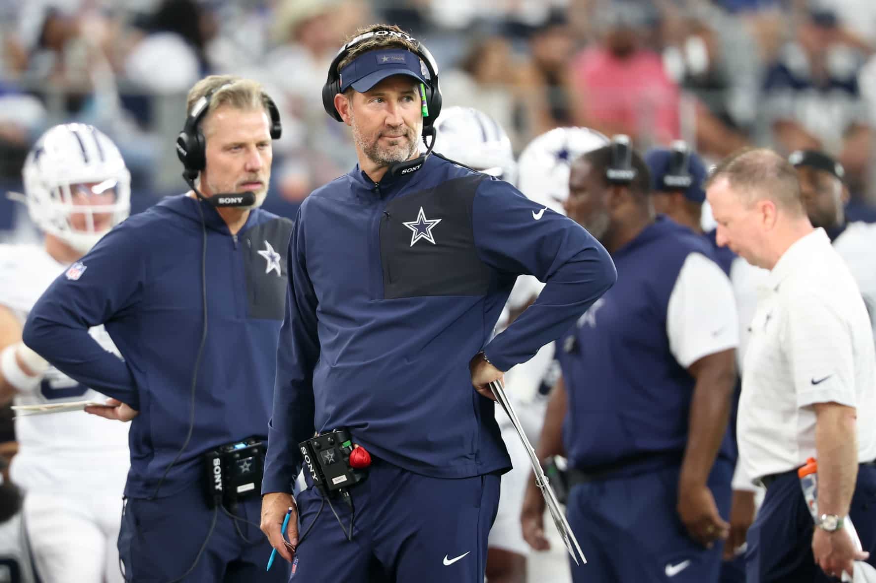 "Sent Him Home" Cowboys' Superstar Not Allowed To Practice, Immediately Sent Home (Breaking) 1 Oct 19, 2025; Arlington, Texas, USA; Dallas Cowboys head coach Brian Schottenheimer looks on during the third quarter of the game against the Washington Commanders at AT&T Stadium. Mandatory Credit: Kevin Jairaj-Imagn Images