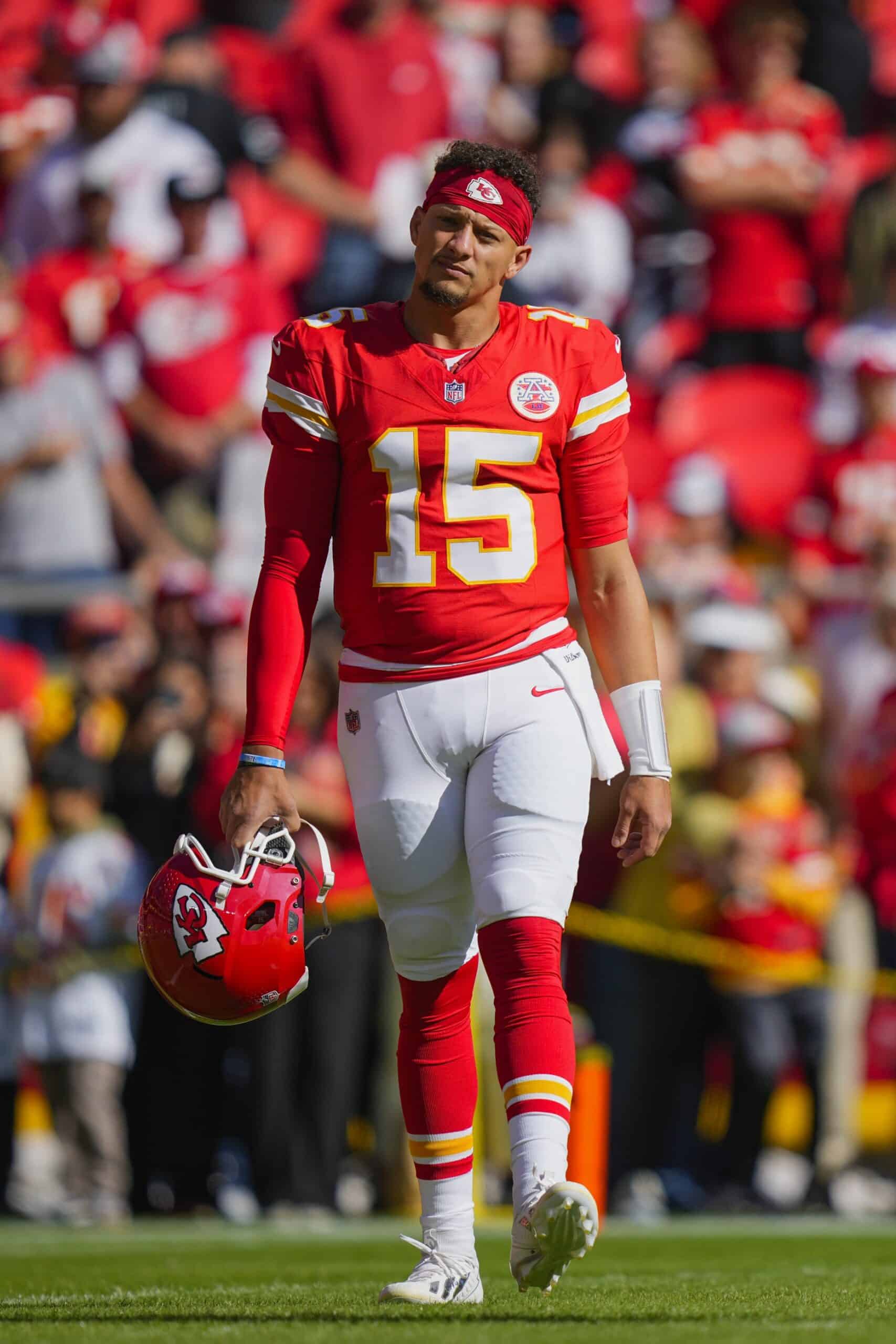ESPN Football Insider Predicts What Chiefs Will Do at NFL Trade Deadline 1 Kansas City Chiefs, Patrick Mahomes, NFL