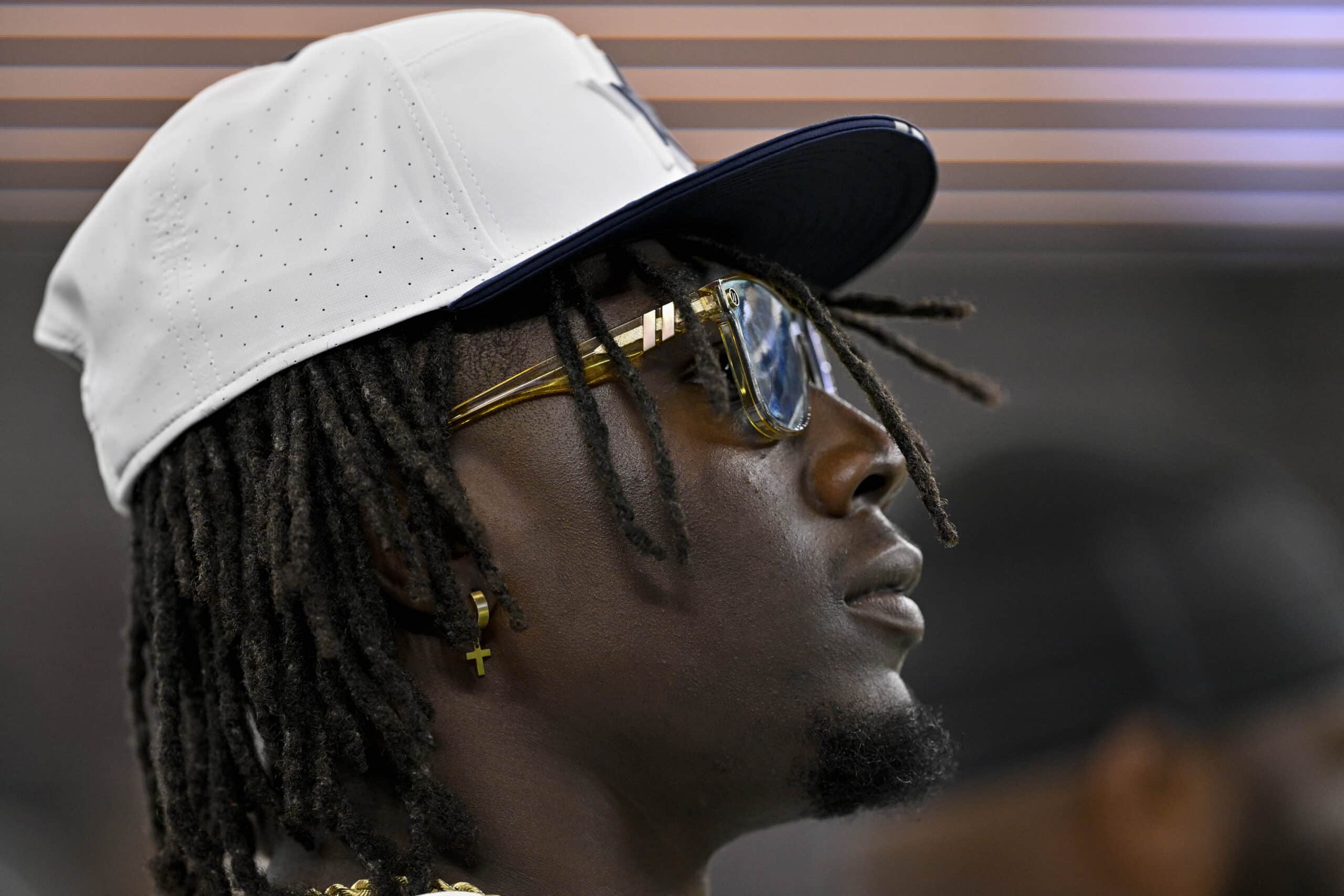 “Being Father Is Great Inspiration”: DeMarvion Overshown Slams Ole Miss QB Coach for Urging Players to Skip Fatherhood Responsibilities During Season