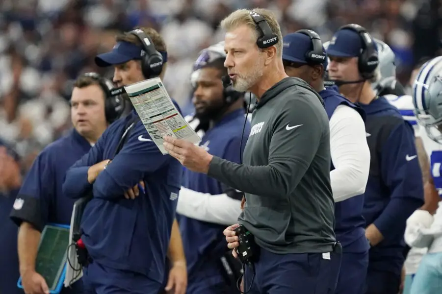 Matt Eberflus Needs To Get Canned": Dallas Cowboys Fans Show Frustration  And Want DC Matt Eberflus Fired After Loss Against The Arizona Cardinals - Gridiron  Heroics