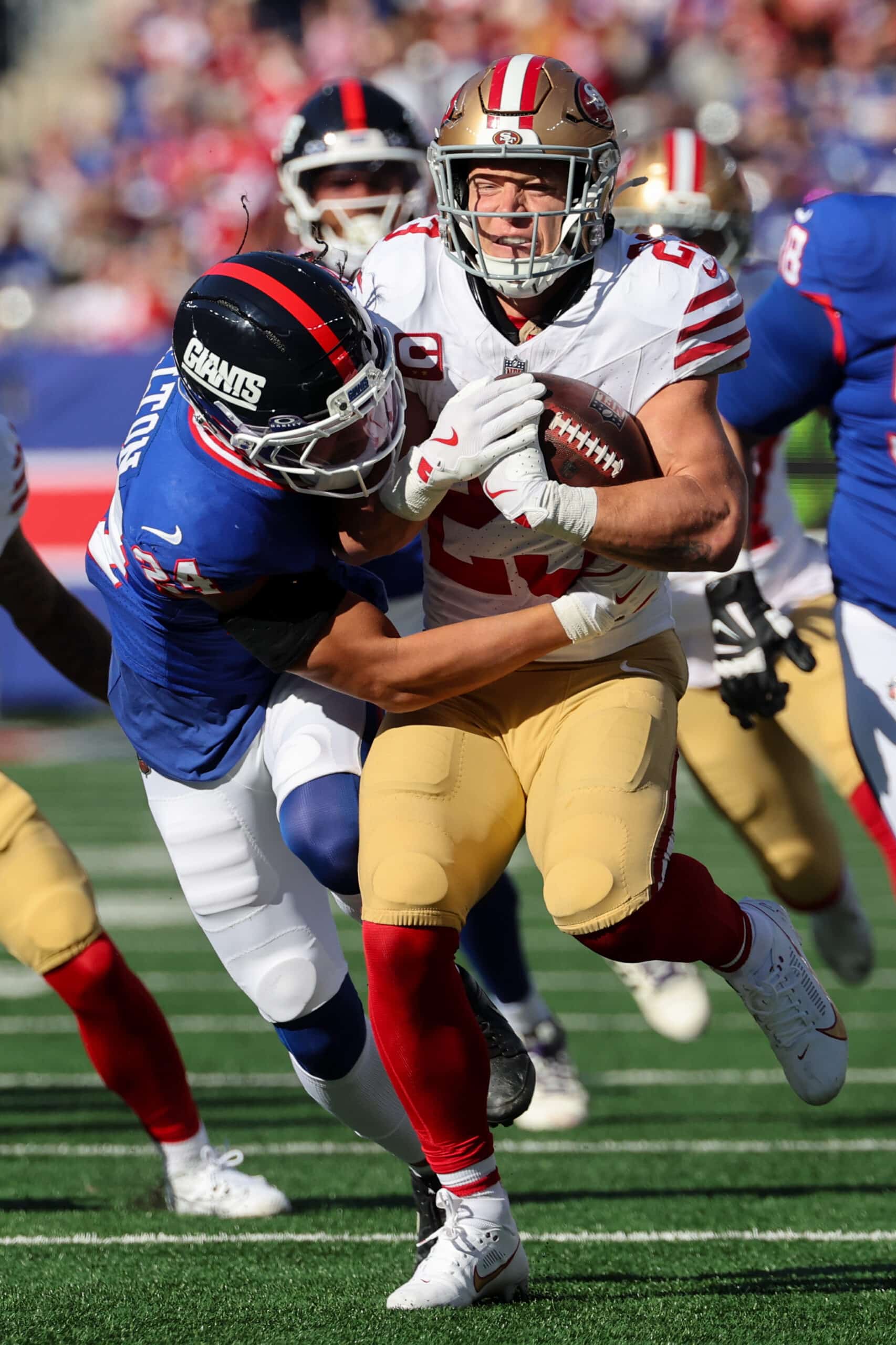 49ERS ON HIGH ALERT: Major Christian McCaffrey Update Drops Ahead of Browns Showdown-bich123