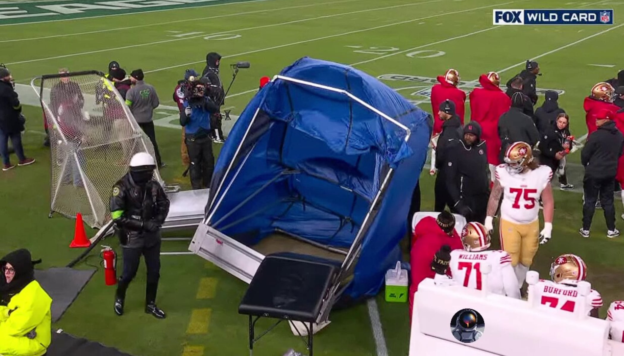 “It’s About a $90 Massage Table”: Tom Brady Hilariously Exposes NFL's Mysterious Blue Tent in Windy 49ers-Eagles Wild Card Chaos via Dov Kleiman