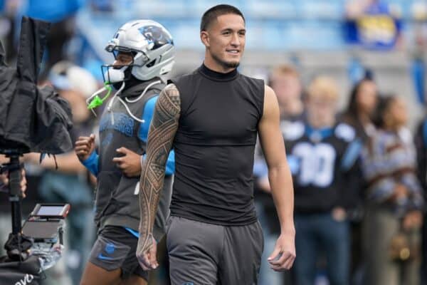 “He Black…???”: Streamer Yonna Stunned After Panthers WR Tetairoa McMillan Drops N-Word Despite Polynesian Roots